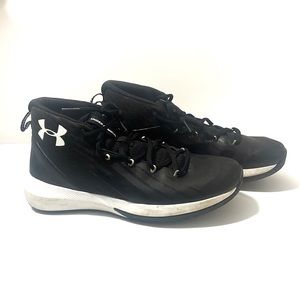 Men’s black Under Armor shoes